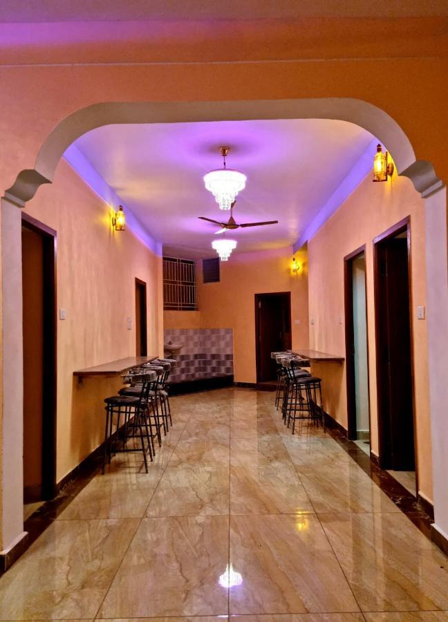 La Villa Pondi Cherie Centertownbeachauroville ポンディシェリ エクステリア 写真